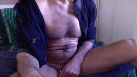 Snapshot of mynakedbeach chatting on May 19, 2026, 6:53 am Bi sexy guy lovense hush is on private is open or password show tip if you like. online show from May 19, 2026, 6:53 am