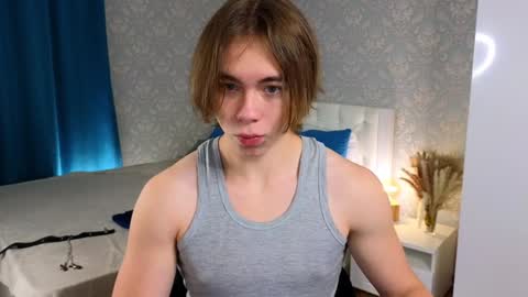 Mickey online show from December 14, 2024, 6:41 pm