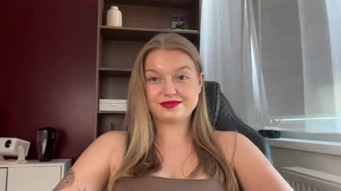 Snapshot of mysteryericax chatting on June 3, 2026, 4:12 pm Erica online show from June 3, 2026, 4:12 pm
