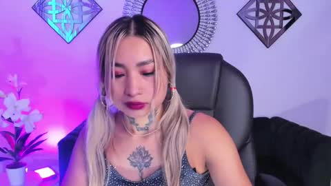 mystic_nova_ online show from March 1, 2026, 11:23 am