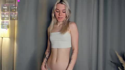 Olivia or just olive online show from October 30, 2025, 7:25 pm