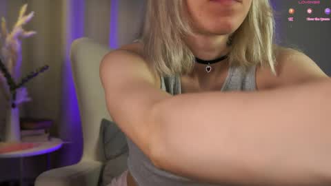 Snapshot of myviolet_rush chatting on March 28, 2026, 7:24 pm Olivia or just olive online show from March 28, 2026, 7:24 pm