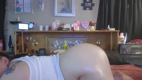 Mzjuicybootay online show from February 28, 2025, 10:50 pm