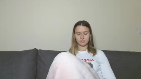 Eva online show from December 21, 2024, 8:10 pm