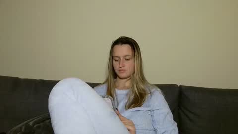 Eva online show from January 24, 2025, 9:05 pm