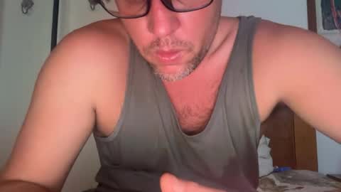 Snapshot of n343320 chatting on July 3, 2026, 7:26 am bsurfingers online show from July 3, 2026, 7:26 am