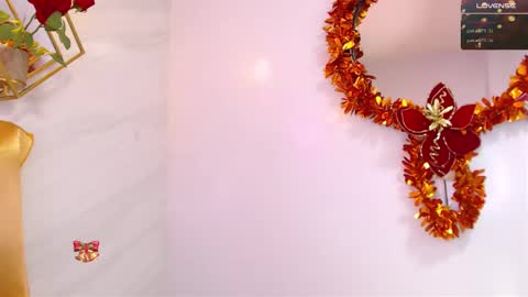 Snapshot of naamah_b chatting on December 20, 2024, 6:02 pm naamah_b online show from December 20, 2024, 6:02 pm