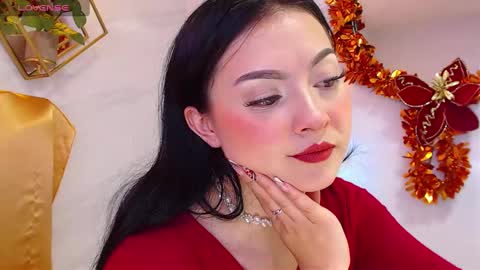 Snapshot of naamah_b chatting on December 28, 2024, 1:49 pm naamah_b online show from December 28, 2024, 1:49 pm