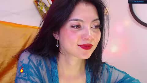 Snapshot of naamah_b chatting on January 17, 2025, 6:33 pm naamah_b online show from January 17, 2025, 6:33 pm
