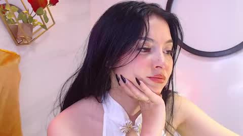 Snapshot of naamah_b chatting on January 31, 2025, 2:28 pm naamah_b online show from January 31, 2025, 2:28 pm