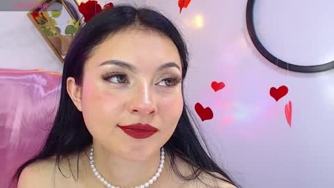 Snapshot of naamah_b chatting on February 14, 2025, 2:33 pm naamah_b online show from February 14, 2025, 2:33 pm
