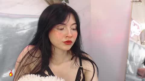 Snapshot of naamah_b chatting on February 25, 2025, 2:22 pm naamah_b online show from February 25, 2025, 2:22 pm