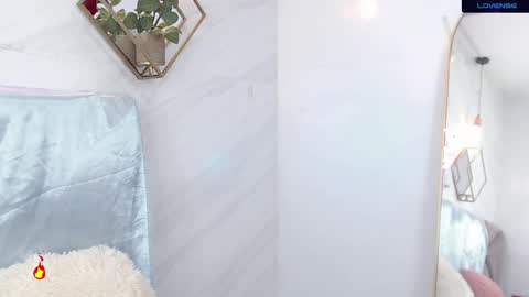 Snapshot of naamah_b chatting on March 12, 2025, 6:11 pm naamah_b online show from March 12, 2025, 6:11 pm