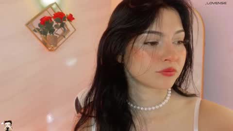 Snapshot of naamah_b chatting on October 10, 2025, 1:54 pm naamah_b online show from October 10, 2025, 1:54 pm