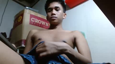 nachos072800 online show from April 13, 2026, 9:59 am