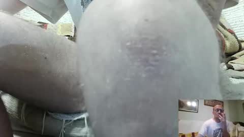 nachtigall25 online show from April 7, 2026, 3:51 am