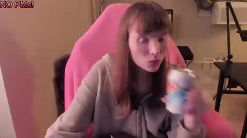 Natalie Marlo online show from September 11, 2025, 1:55 pm