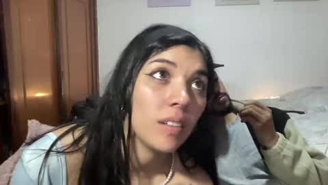 naduu__xx online show from February 21, 2025, 3:12 am