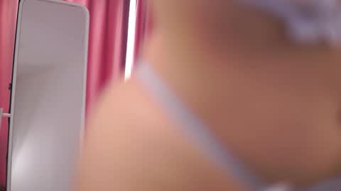 Snapshot of nadyablue chatting on February 11, 2026, 10:31 am Nadia online show from February 11, 2026, 10:31 am