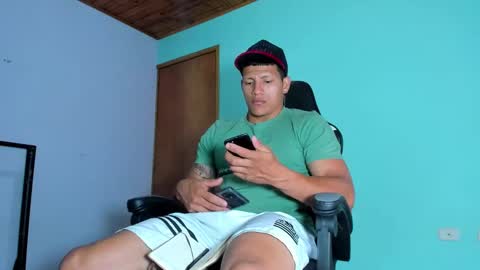 nagui online show from February 11, 2025, 2:57 pm