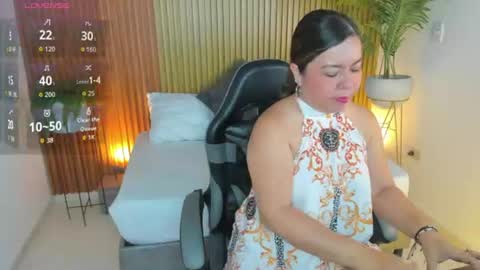 Snapshot of nahia_13 chatting on June 15, 2026, 12:29 pm N A H I A online show from June 15, 2026, 12:29 pm