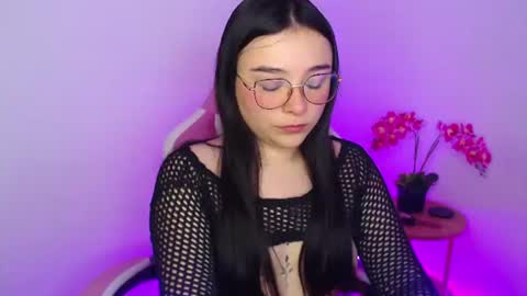 Snapshot of nahia__1 chatting on June 24, 2026, 3:44 pm Nahia online show from June 24, 2026, 3:44 pm