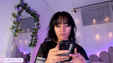 nahialov online show from March 11, 2026, 1:55 am