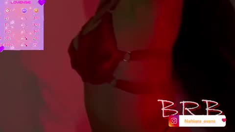 Snapshot of nahiara_evans_ chatting on July 23, 2026, 3:26 am NAHIARA EVANS online show from July 23, 2026, 3:26 am