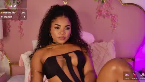Snapshot of nahiarareina chatting on April 30, 2026, 3:51 pm NahiaraReina online show from April 30, 2026, 3:51 pm