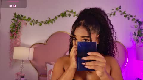 Snapshot of nahiarareina chatting on May 28, 2026, 2:03 pm NahiaraReina online show from May 28, 2026, 2:03 pm