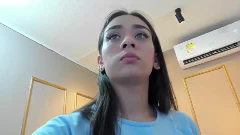 Nahimi online show from November 8, 2025, 7:12 pm