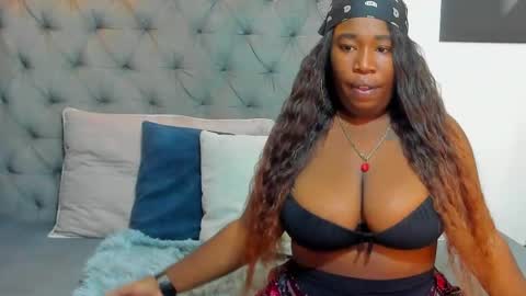 Snapshot of nahirobyy_ebonyy chatting on April 1, 2026, 3:31 pm nahirobyy ebonyy online show from April 1, 2026, 3:31 pm