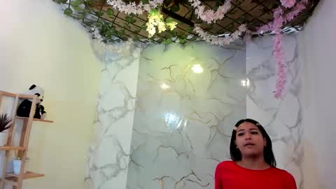 Snapshot of nahomi_hot2002 chatting on May 25, 2026, 1:17 pm nahomi_hot2002 online show from May 25, 2026, 1:17 pm