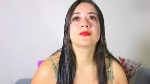 Snapshot of nahomi_sweett chatting on June 12, 2026, 10:47 am Nahomi online show from June 12, 2026, 10:47 am