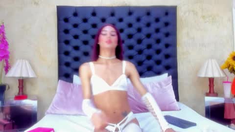 Nahomi  online show from February 7, 2026, 1:59 pm