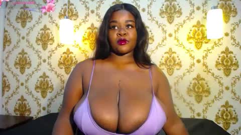 Snapshot of nahybig_boobs chatting on October 2, 2025, 8:27 pm Karatbby online show from October 2, 2025, 8:27 pm