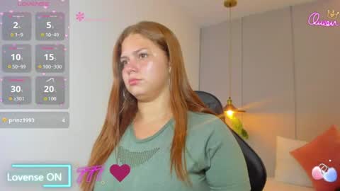 Snapshot of naiara30_ chatting on July 27, 2026, 2:24 pm N A I A R A online show from July 27, 2026, 2:24 pm