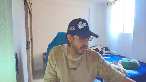 Nait online show from December 14, 2025, 4:12 pm