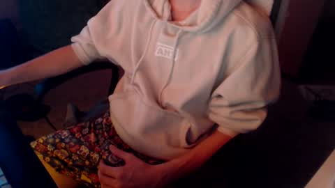 Drew online show from September 16, 2025, 4:46 am