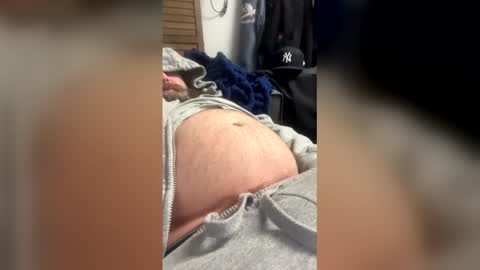 naked_truckerletsgo online show from April 3, 2026, 3:04 am