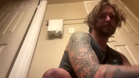 Snapshot of nakedbluesman420 chatting on October 5, 2025, 6:28 pm nakedbluesman420 online show from October 5, 2025, 6:28 pm