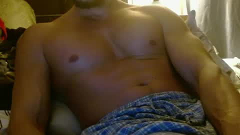 nakeDwoodBbetter online show from March 6, 2025, 1:37 am