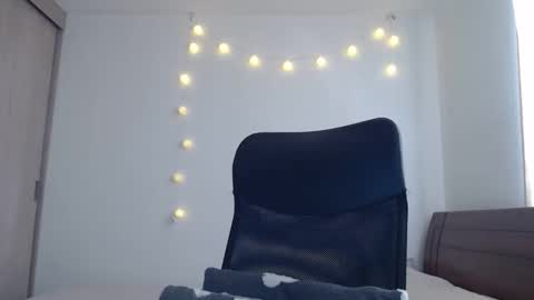 Nala online show from April 10, 2026, 3:06 pm