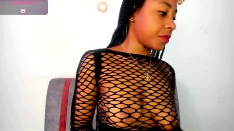 N A L A  NEW instagram nala jordan08 online show from December 19, 2024, 3:52 pm