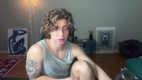 Snapshot of namiraaxel chatting on February 6, 2025, 6:18 am Georges online show from February 6, 2025, 6:18 am