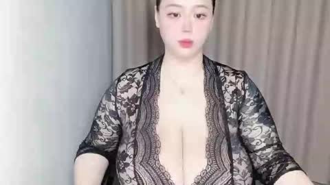 nanabigbobo online show from April 23, 2026, 12:29 pm