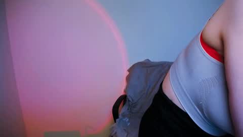 your candy  online show from March 7, 2025, 8:22 pm