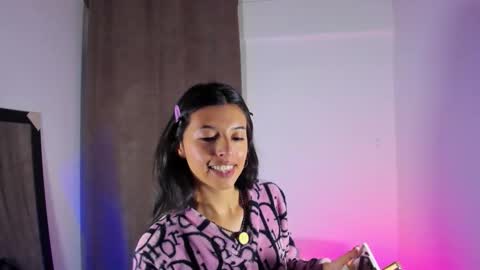 Nana  Natalia online show from November 5, 2025, 11:16 pm