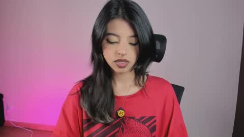 Nana  Natalia online show from June 19, 2026, 8:56 pm