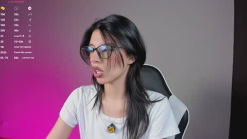 Nana  Natalia online show from June 24, 2026, 1:26 am